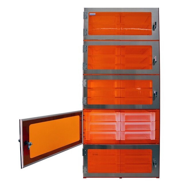 1520 Series Amber Acrylic Five Door Sliding Drawer Desiccator - Image 2