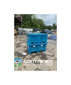 Heavy Duty 56x31x30 in Plastic Stackable Pallet Container with Lids - Image 3