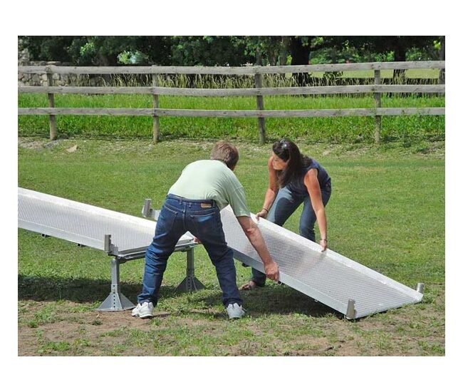 Aluminum Portable Horse Mounting Ramp - Image 3