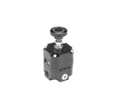 Wilkerson P17 Regulator - High Precision Air Pressure Control - Image 1