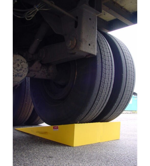 Steel Auto Curb Ramps - Image 1