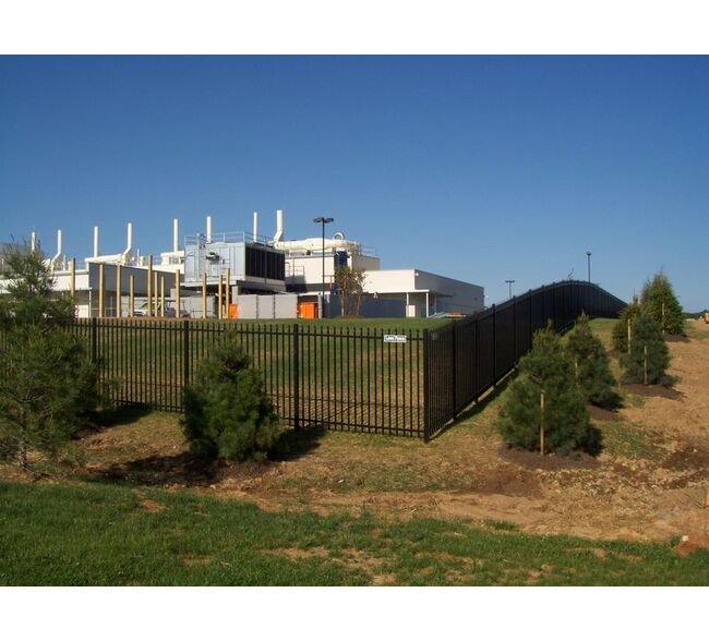 Long®Fence Embassy Commercial Ornamental Iron Fence - Image 2