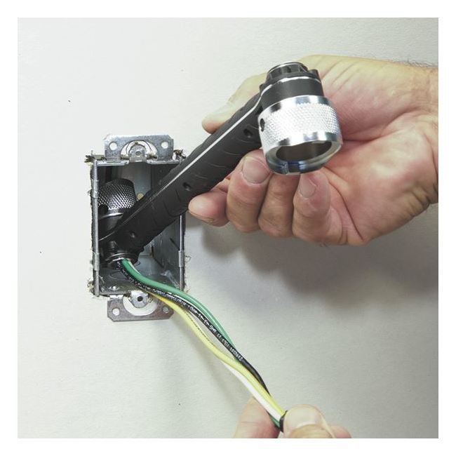 Klein® Conduit Locknut Wrench - Steel 1/2 in. and 3/4 in. - Image 5