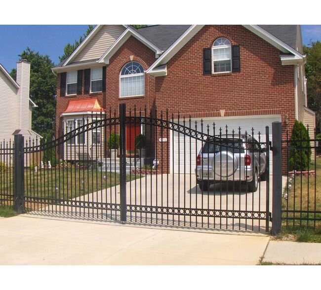 Long®Fence Aluminum Driveway & Vehicular Gates - Image 2