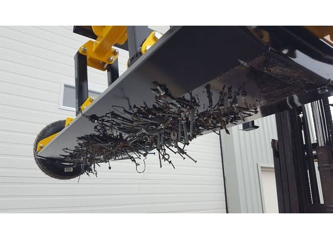 Upland™ Fork Mount Magnetic Sweepers - Image 21