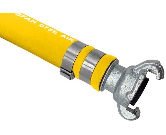 Premium Industrial Rubber Air Hose with Crowfeet Assemblies - 3/4 Inch, 300 psi - Image 1