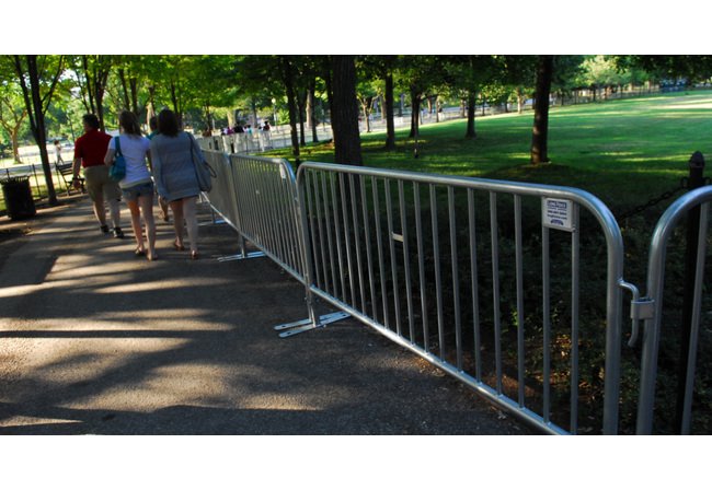Long® Pedestrian Barricades - Crowd Control & Event Safety Solution - Image 7