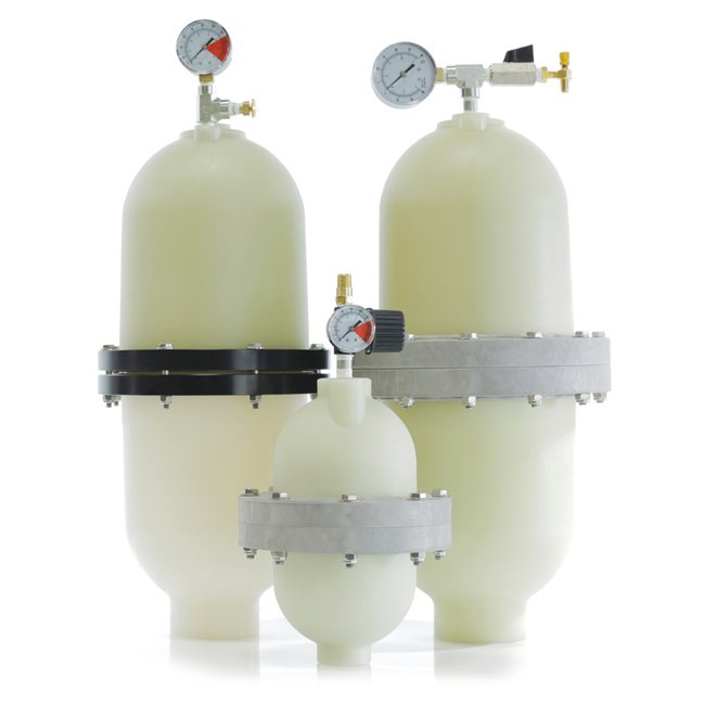 SENTRY II Plastic Pulsation Dampeners - 36 cu in - Image 4