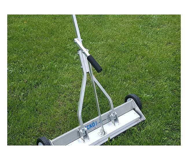 Ecko™ 26 Inch (in) Width Magnetic Sweeper - Image 16