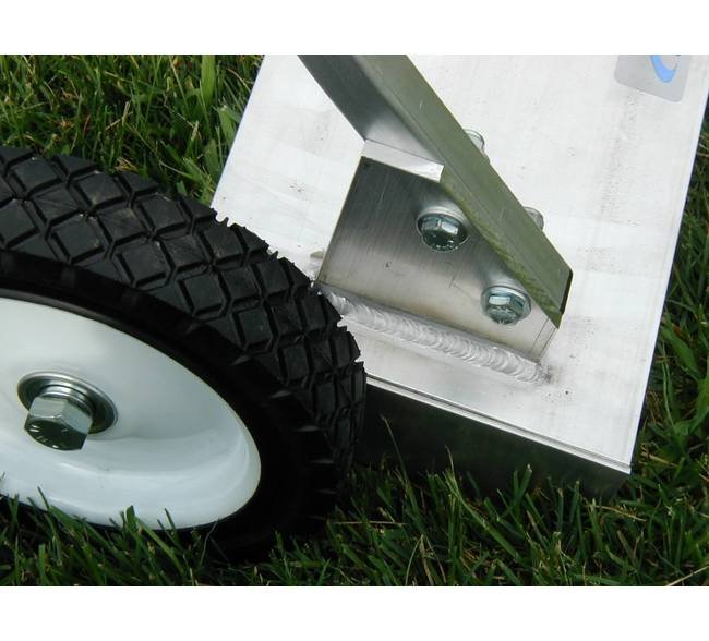 Force™ 25 Inch (in) Width Magnetic Sweeper - Image 13