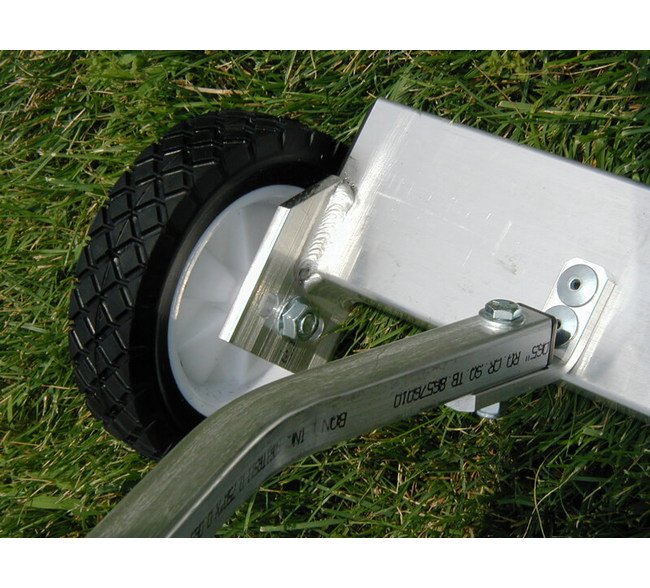 Scape™ 26 Inch (in) Width Magnetic Sweeper - Image 6