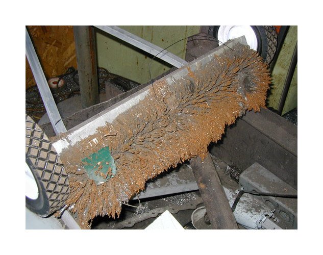 Force™ 19 Inch (in) Width Magnetic Sweeper - Image 6