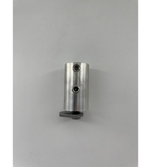 5/8 Inch (in) Shaft Clamp for Heavy-Duty Stand - Image 2