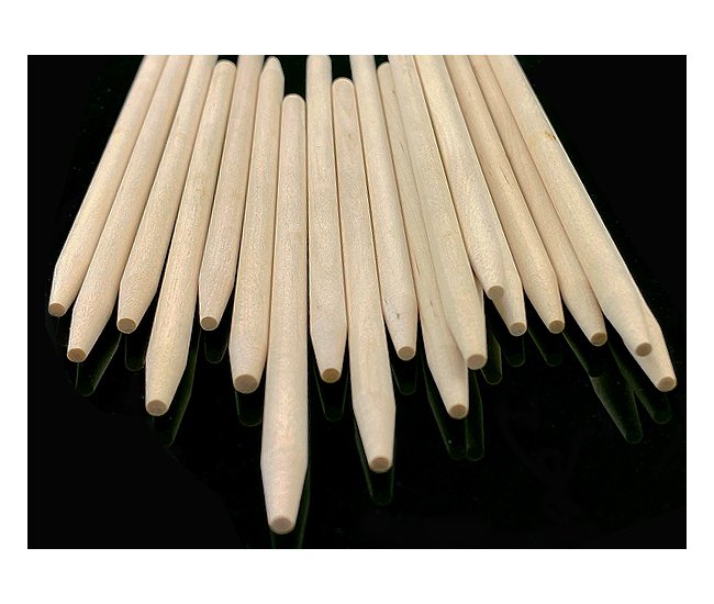1/4 Inch (in) Diameter and 5.5 Inch (in) Length Blunt Point Apple Skewer - Image 1