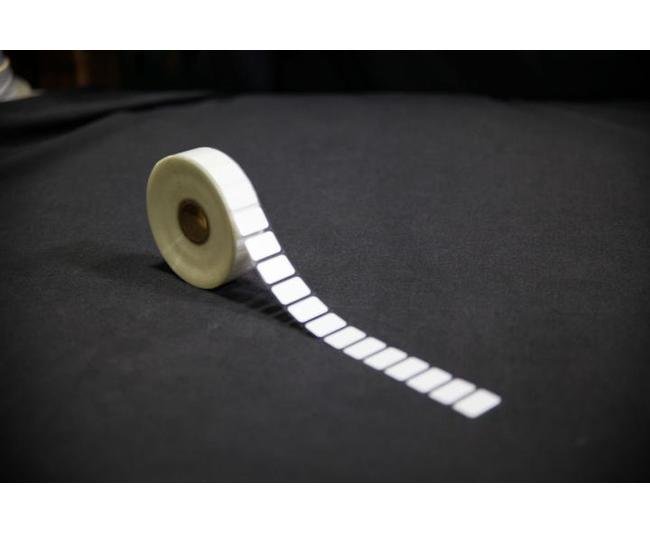 0.875 x 0.5625 Inch Size Clear Liner White Thermal Transfer Polyester Label - Image 2