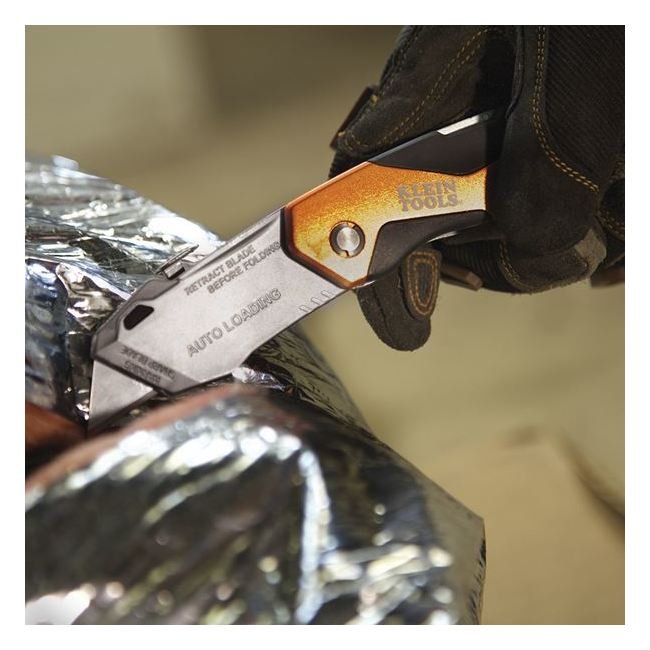 Klein® Auto-Loading Folding Utility Knife, 7-1/8 in. Length - Image 6