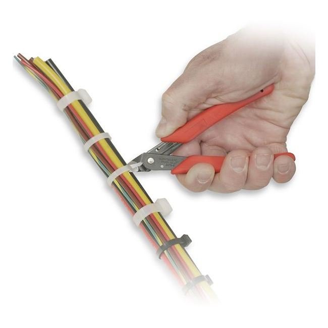 Klein® 5-Inch Diagonal-Cutting Pliers - Precision Tool for Soft Wire Cutting - Image 5