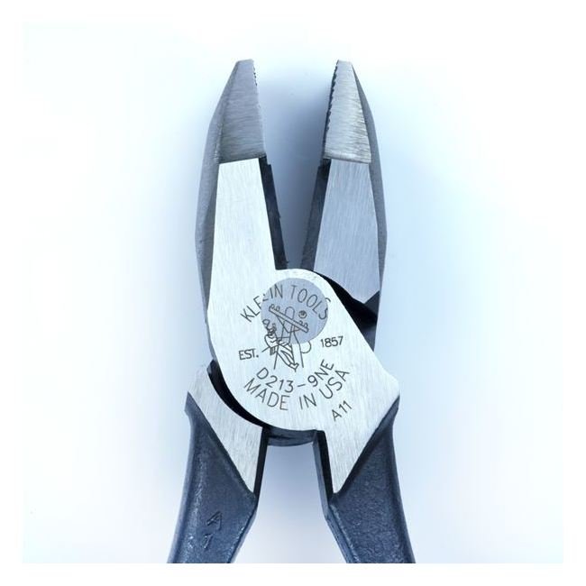 Klein 9-3/8 in. High-Leverage Side Cutting Pliers - Image 6