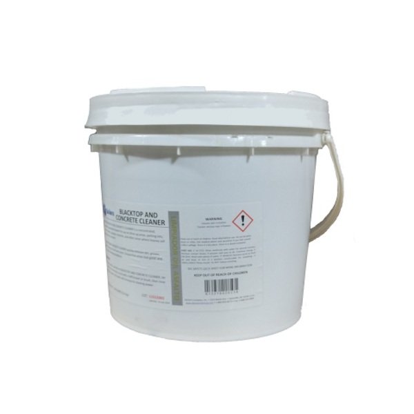Heavy-Duty Blacktop and Concrete Cleaner Powder - Image 1