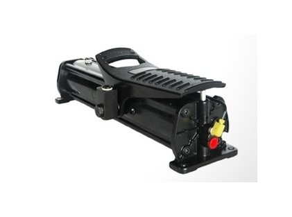STA-40 High-Pressure Air-Powered Hydraulic Pump - Image 1