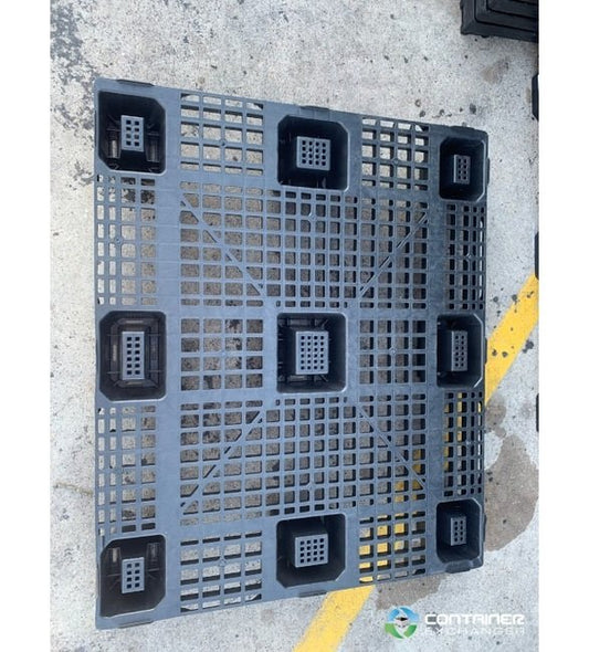 Container Exchanger 48x40x5.1 Nestable Plastic Pallet - Image 1