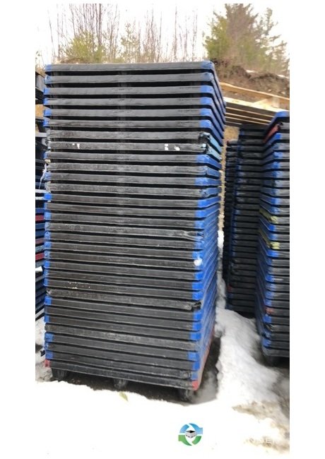 48-inch Nestable Heavy Duty Plastic Pallet - Image 1