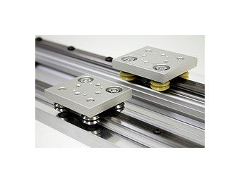 Autoclave QS Medium Pressure Bulkhead Coupling - Image 1