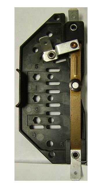 BLUFFTON Single Arm Stationary Switch Replacement Part - Image 1