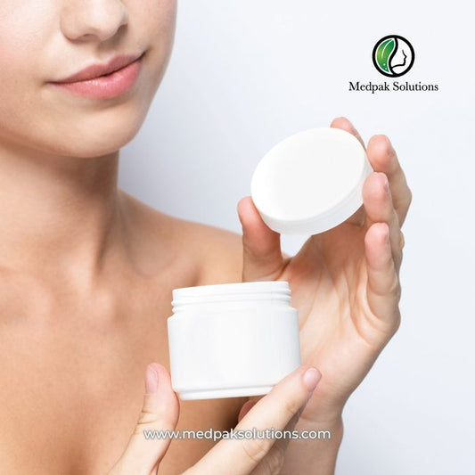 Hydrating Cream Cleanser with Aloe Vera & Hyaluronic Acid - Image 1