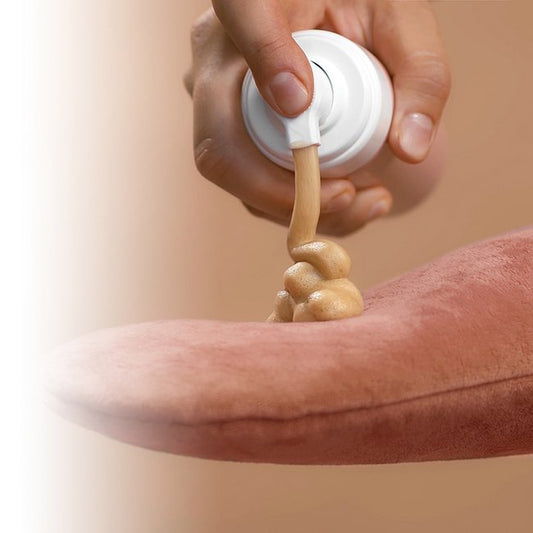 Hydrating Self-Tanning Mousse 12% with Vitamin C & Hyaluronic Acid - Image 1