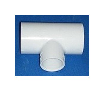 USA-Made PVC Reducing Tee Fitting 1.5 x 1.5 x 1 in - Image 1