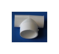 USA-Made PVC Bullhead Tee Fitting - 1.25 x 1.25 x 1.5 Inches - Image 1