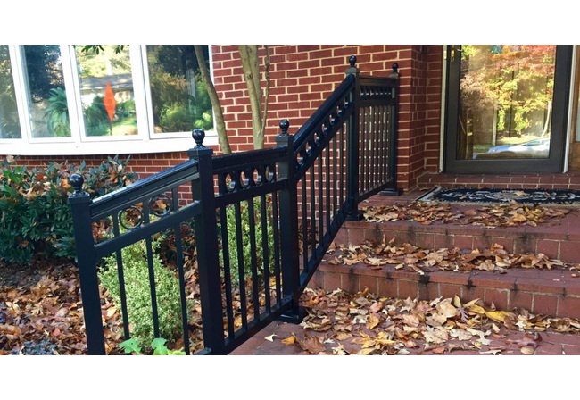 Durable Aluminum Handrails - Long®Fence - Image 3
