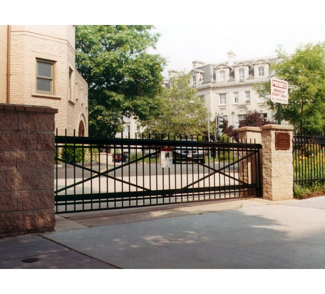 Long®Fence Anti-Ram/Crash Barriers - Steel Security Fence System - Image 5