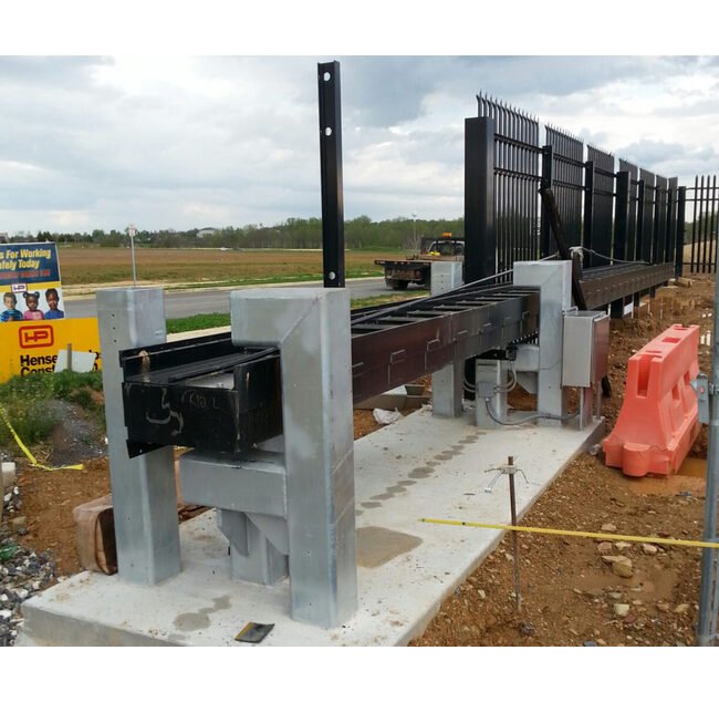 Long®Fence Anti-Ram/Crash Barriers - Steel Security Fence System - Image 1
