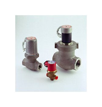 8000 Series Stainless Steel Solenoid Valve - Liquid from 41-150 SUS, 115 VAC, 1in, NPT - Image 2