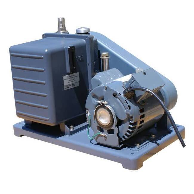 1402B-01 DuoSeal Belt-Driven Rotary Vane Vacuum Pump - Image 2