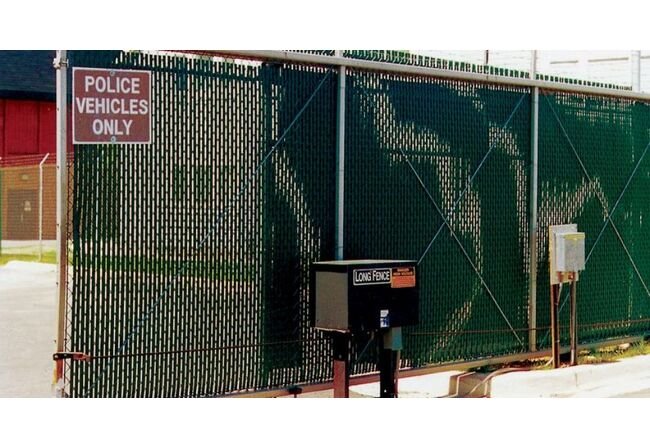 Long®Fence Cantilever Slide Gates - Image 5