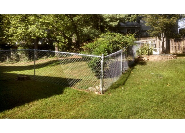 Long®Fence Aluminum Chain Link Fence - Image 6