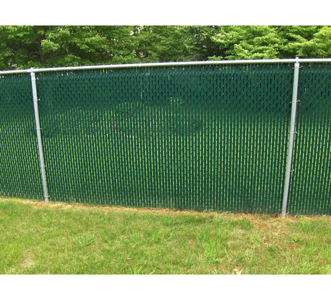 Vinyl Chain Link Fences with Privacy Slats - Image 2