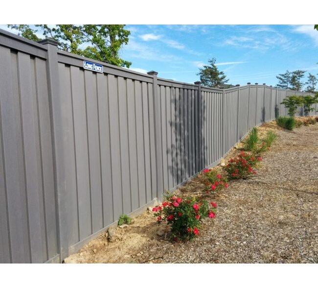 Commercial Grade Vinyl Privacy Fencing - Image 5