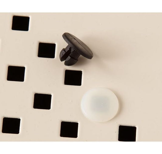 Black Diamond Hole Shelf Push-In Clip 0.469" OD, Nylon 6/6 - Image 1