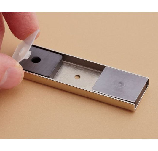 Non-Scratch Magnetic Insert Spacer - Image 1