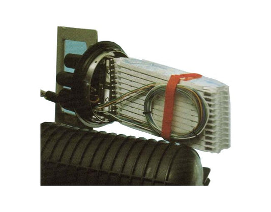 Hybrid Fiber Optic Splice Closure FOSC 400 D5/B - Image 1