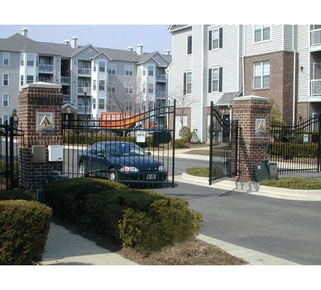 Long®Fence Gated Community Fences - Image 3