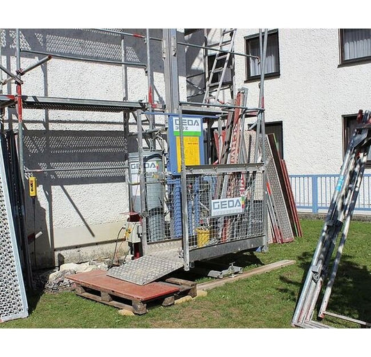 GEDA 300 Z Material Hoists - Image 1