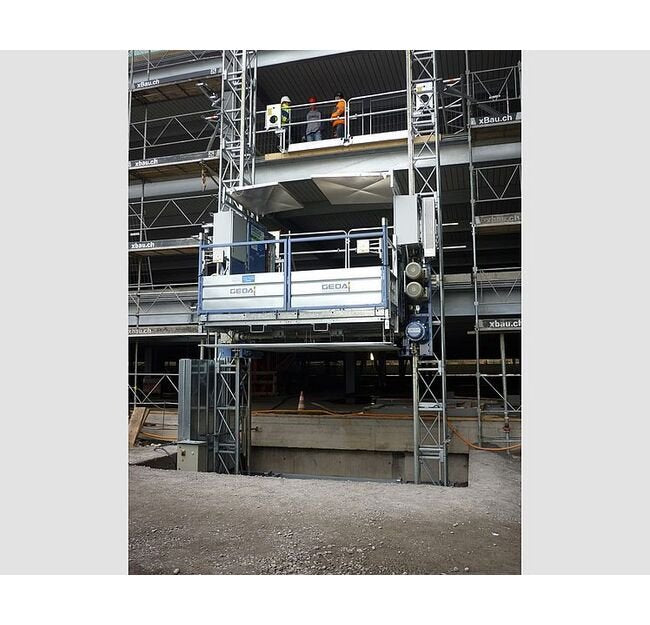 GEDA 3700 Z/ZP Transport Platform Hoists for Personnel and Materials - Image 4
