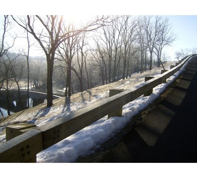 Heavy-Duty Guardrails for High Safety Standards - Image 7