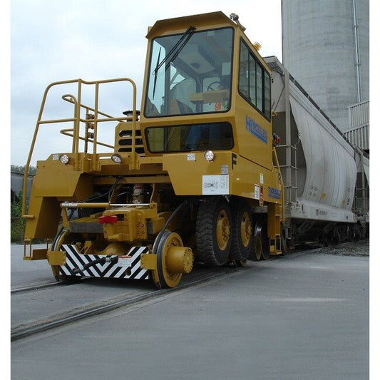 Hercules 45,995 lb Railcar Mover - Image 1