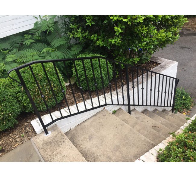 Durable Iron Handrails for Safety and Style - Image 7